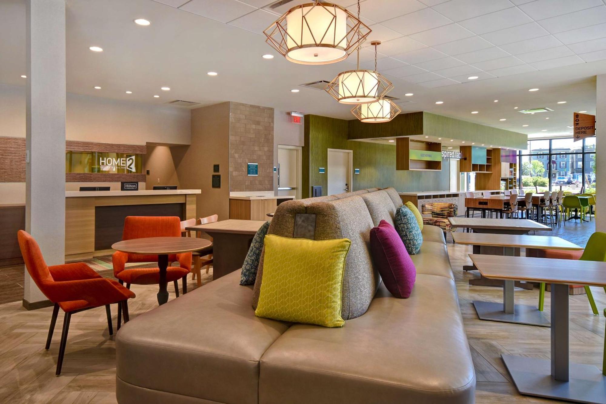 Home2 Suites By Hilton Boston South Bay Экстерьер фото