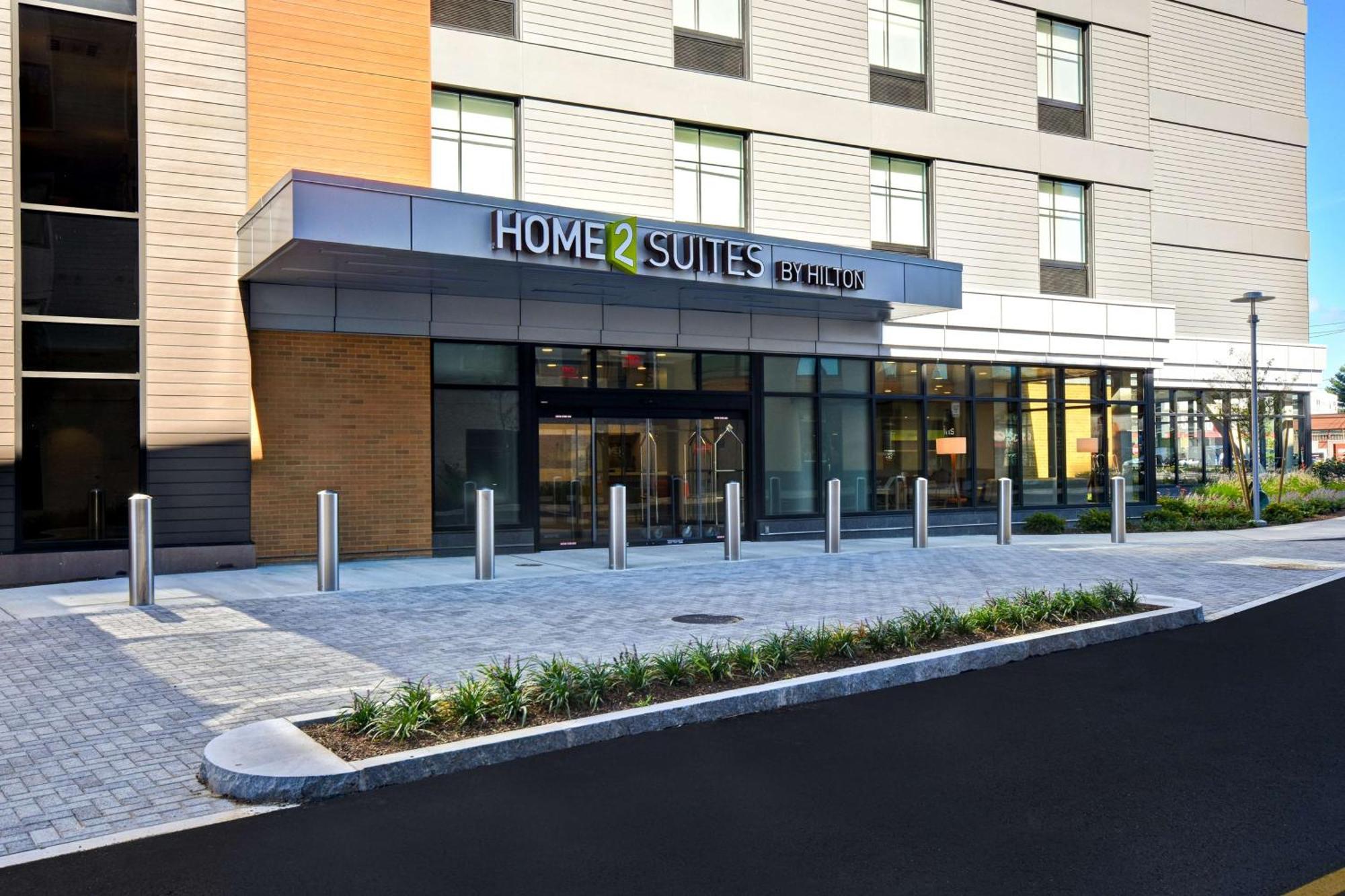 Home2 Suites By Hilton Boston South Bay Экстерьер фото